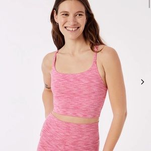 Outdoor Voices FreeForm Crop Top Wild Pink S